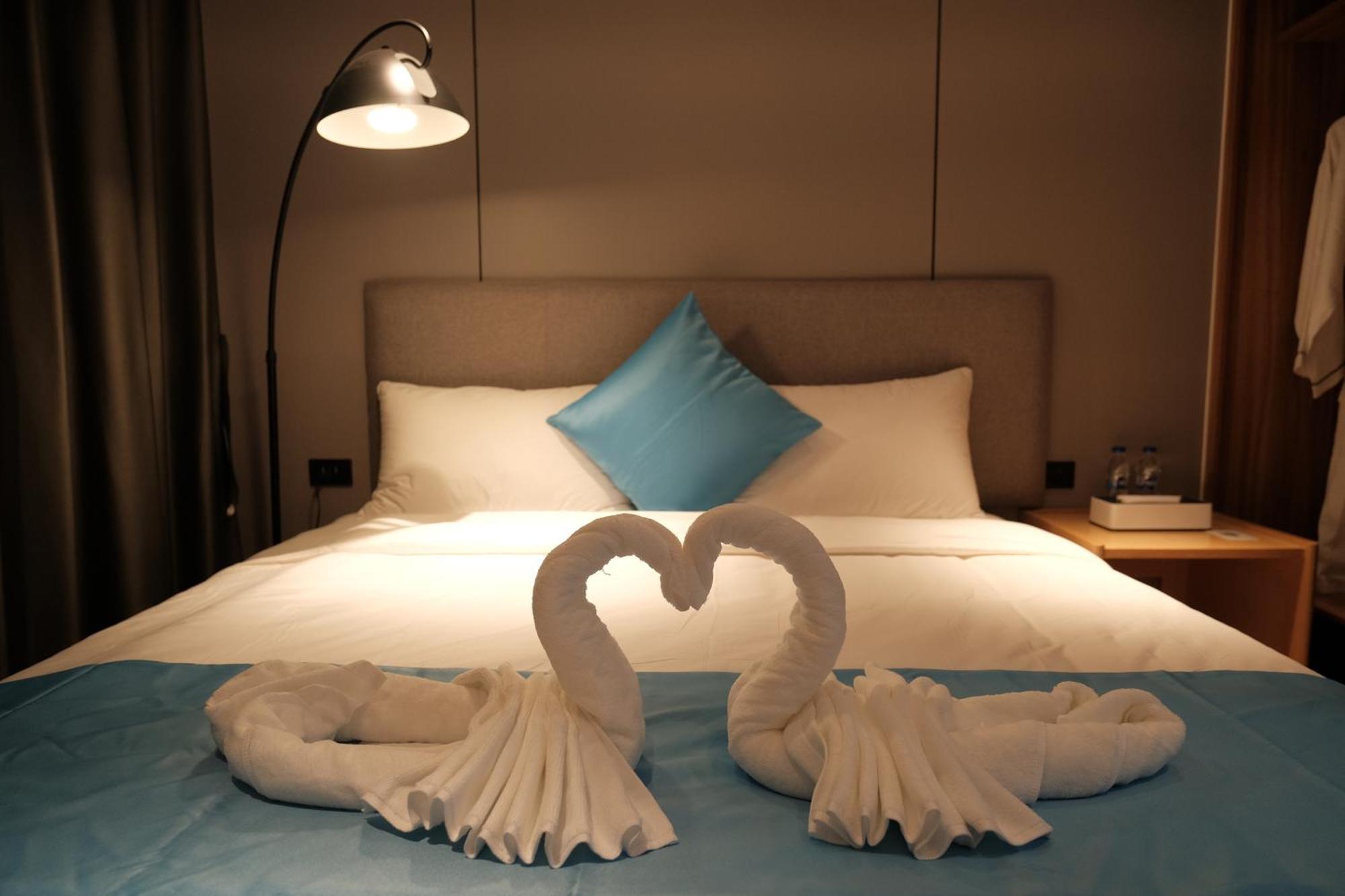 Golden Seagulls Hotel Paranaque City 外观 照片